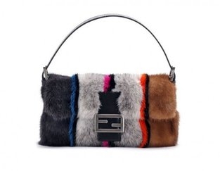 Baguette by FENDI - modello con pelliccia 